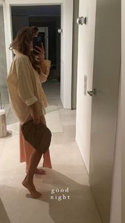 Anna Lewandowska feet photo thumbnail