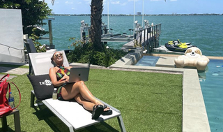 Julieanna Marie Goddard feet photo thumbnail