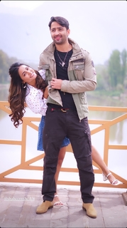 Hina Khan feet photo thumbnail
