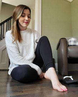 Sloan feet photo thumbnail