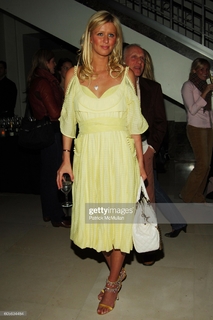 Nicky Rothschild feet photo thumbnail