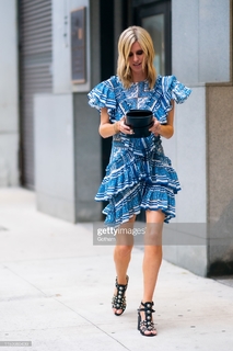 Nicky Rothschild feet photo thumbnail
