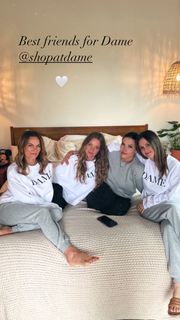 Rachel Bilson feet photo thumbnail