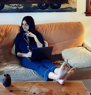 Zaira Nara feet photo thumbnail