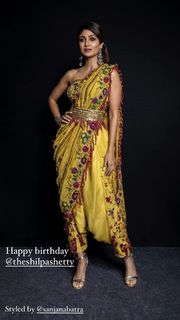 Shilpa Shetty Kundra feet photo thumbnail