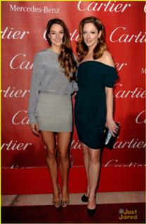 Shailene Woodley feet photo thumbnail