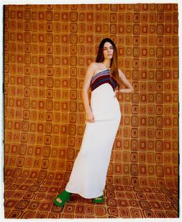 Kendall Jenner feet photo thumbnail