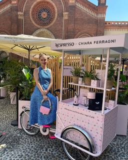 Chiara Ferragni feet photo thumbnail