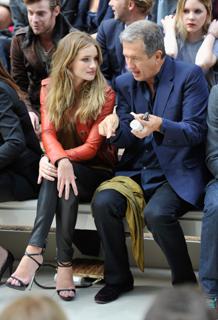 Rosie Huntington-Whiteley feet photo thumbnail