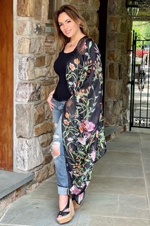 Lisa Robertson feet photo thumbnail