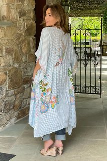 Lisa Robertson feet photo thumbnail