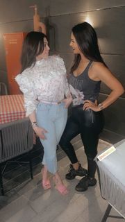 Haifa Wehbe feet photo thumbnail