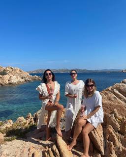 Caterina Balivo feet photo thumbnail