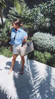 Anna Lewandowska feet photo thumbnail