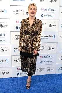 Sharon Stone feet photo thumbnail