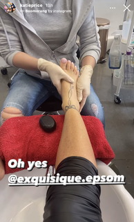 Katie Price feet photo thumbnail