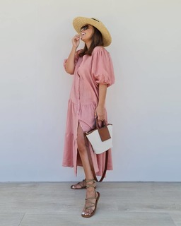 Paula Echevarría feet photo thumbnail