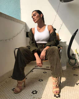 Cleo feet photo thumbnail
