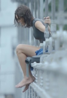 Bruna Marquezine feet photo thumbnail