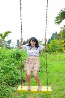 Ai Shinozaki feet photo thumbnail