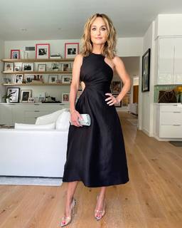 Giada De Laurentiis feet photo thumbnail