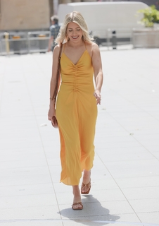 Mollie King feet photo thumbnail