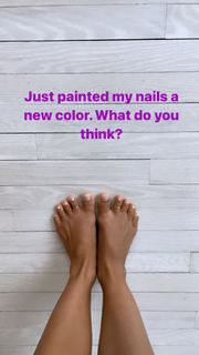 Kino MacGregor feet photo thumbnail