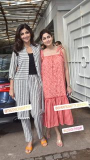 Shilpa Shetty Kundra feet photo thumbnail