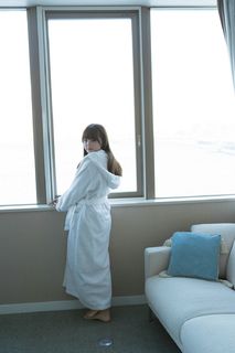 Ai Shinozaki feet photo thumbnail