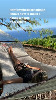 Natasha Henstridge feet photo thumbnail