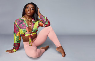 Simone Biles feet photo thumbnail