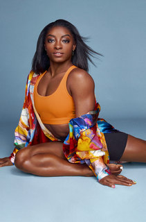 Simone Biles feet photo thumbnail