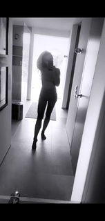 Anna Lewandowska feet photo thumbnail