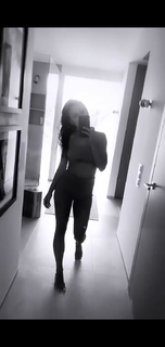 Anna Lewandowska feet photo thumbnail