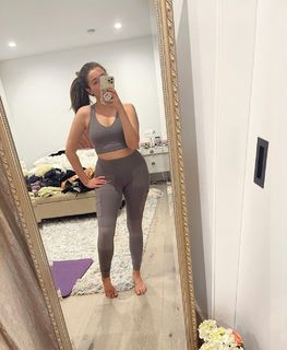 Imane Pokimane Anys feet photo thumbnail