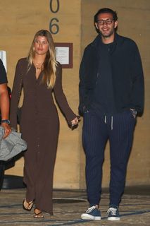 Sofia Richie feet photo thumbnail