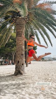 Anna Lewandowska feet photo thumbnail