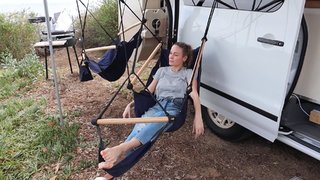 Brie Larson feet photo thumbnail
