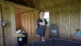 Brittney Smith feet photo thumbnail