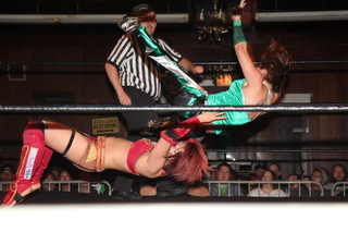Kanako Urai feet photo thumbnail