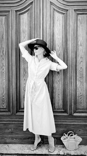 Malgorzata Kozuchowska feet photo thumbnail