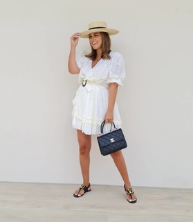 Paula Echevarría feet photo thumbnail