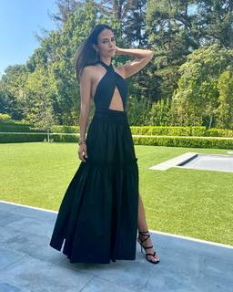 Jordana Brewster feet photo thumbnail