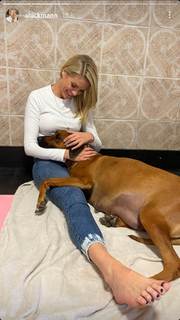 Ana Hickmann feet photo thumbnail