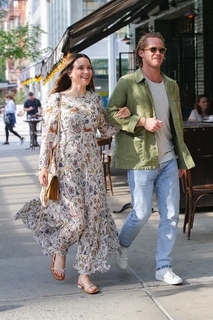 Sophia Bush feet photo thumbnail