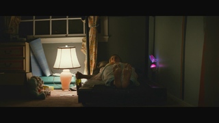 Brie Larson feet photo thumbnail