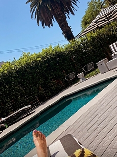 Chanel West Coast feet photo thumbnail