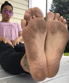 Deedee Rican feet photo thumbnail