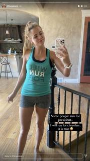 Tiffany Alvord feet photo thumbnail