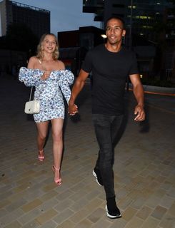 Helen Flanagan feet photo thumbnail